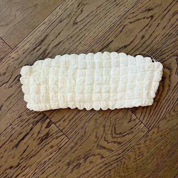 Fashion nova bubble white bando crop top - Picture 1 of 1